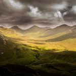 Gejolak Dunia, Efisiensi Negara, dan Masa Depan Pendidikan Jarak Jauh Indonesia